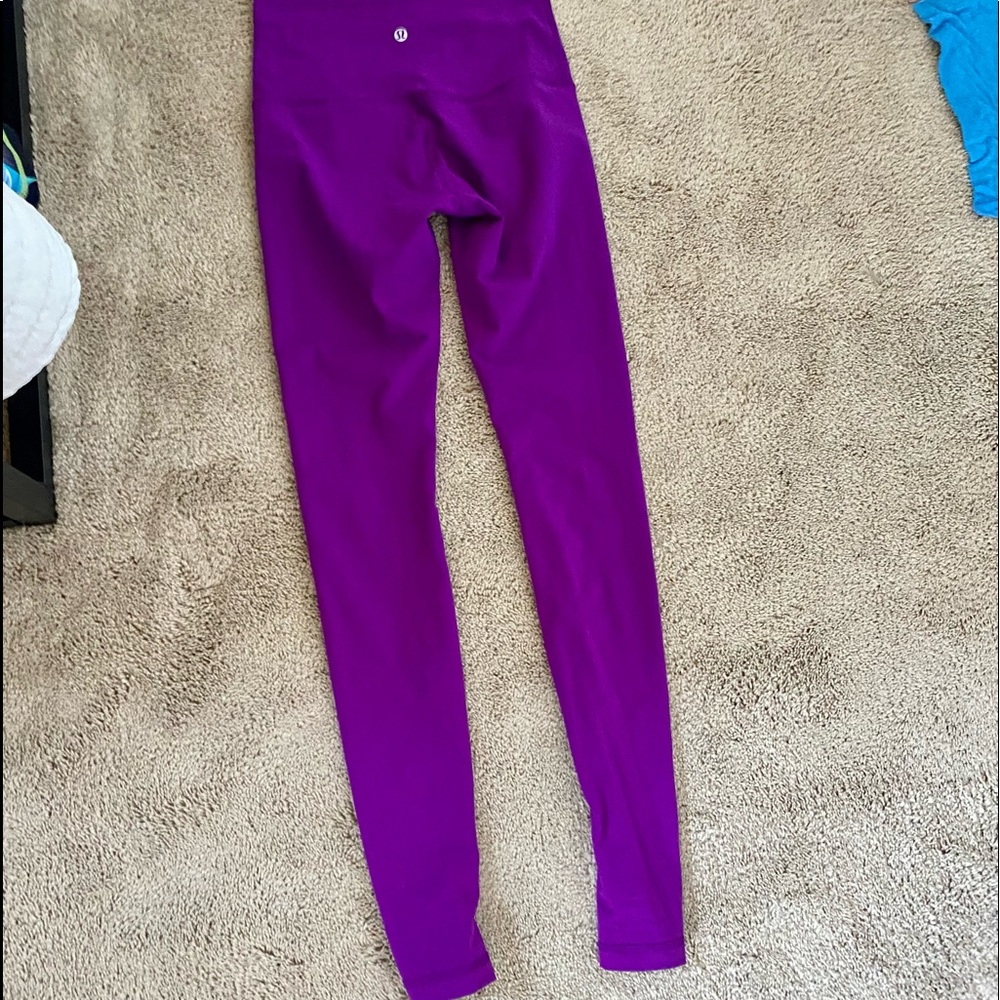 Lululemon leggings in excellent condition
